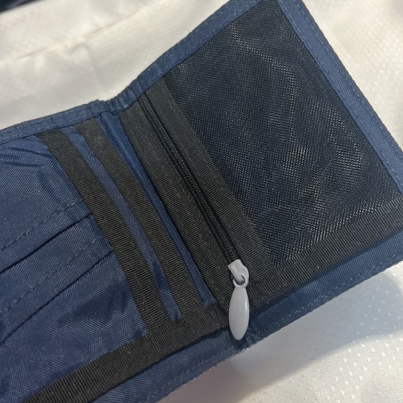 adidas Canvas Wallet Navy Blue 2000’s - Picture 3 of 4